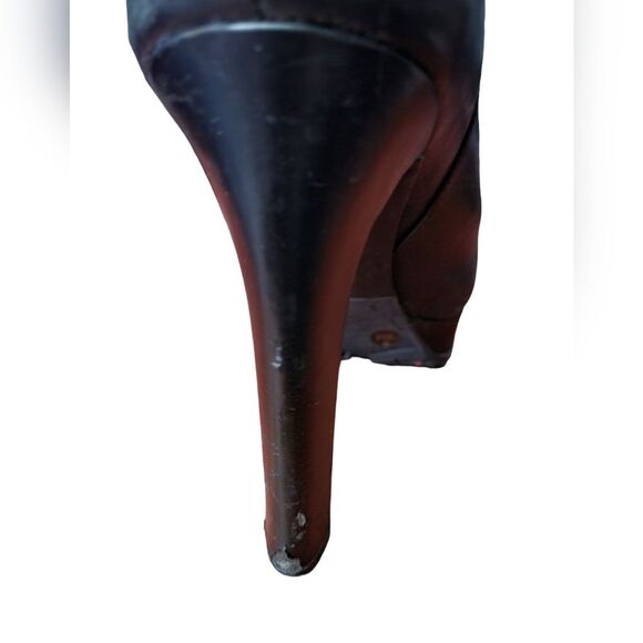 Gianni Bini Women's Black Leather Zip Up Ankle Boot Size 9M - Picture 6 of 10